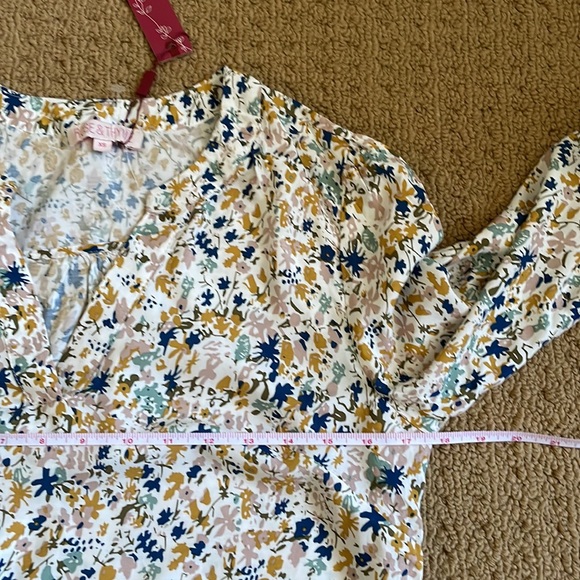 Rose & Thyme Floral Rayon Blouse XS - Picture 5 of 9